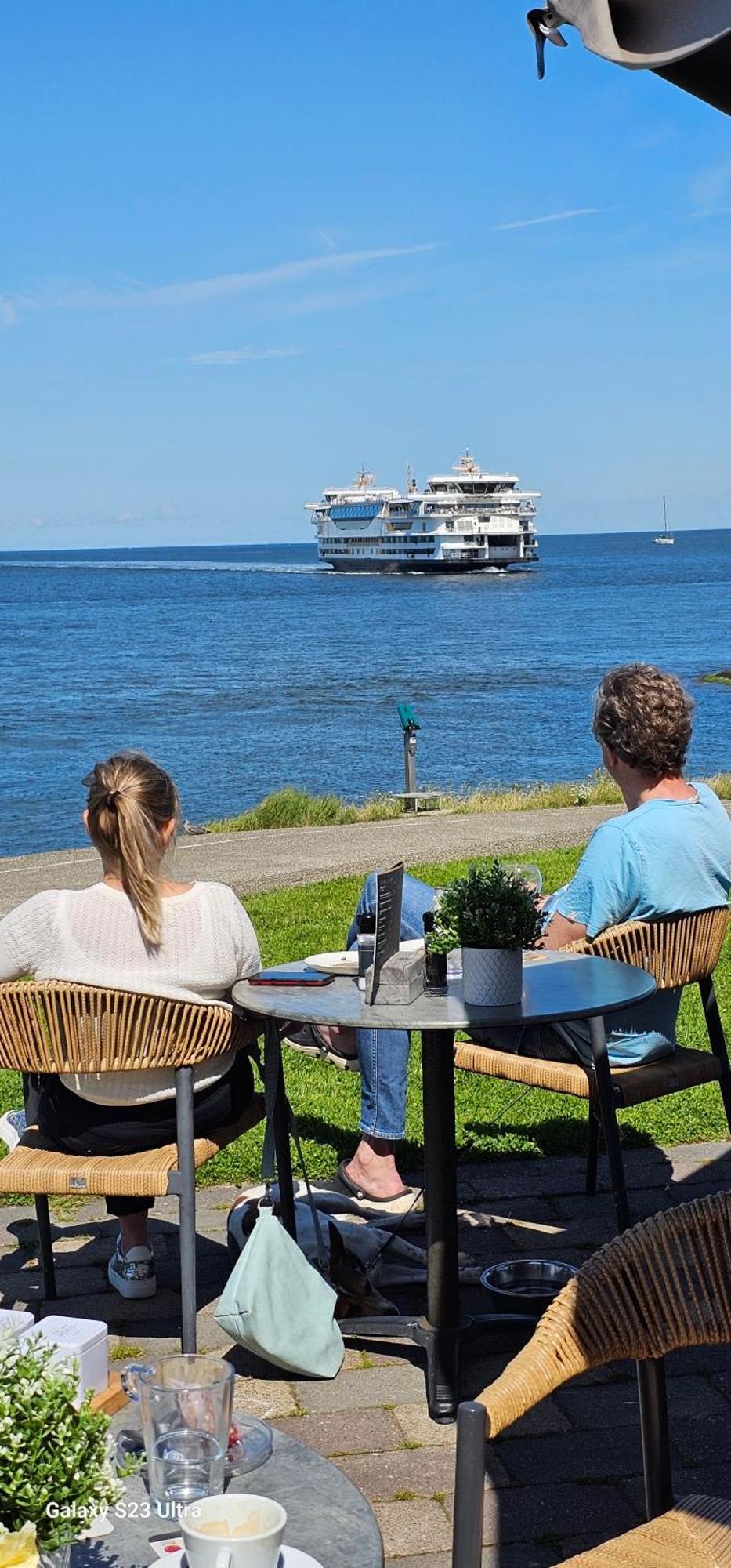 Romantisch Huisje Nabij Het Strand Met Uitzicht Op De Tulpenvelden Julianadorp Eksteriør bilde